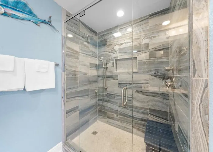 Crystal Tower 601 By Youngs Suncoast