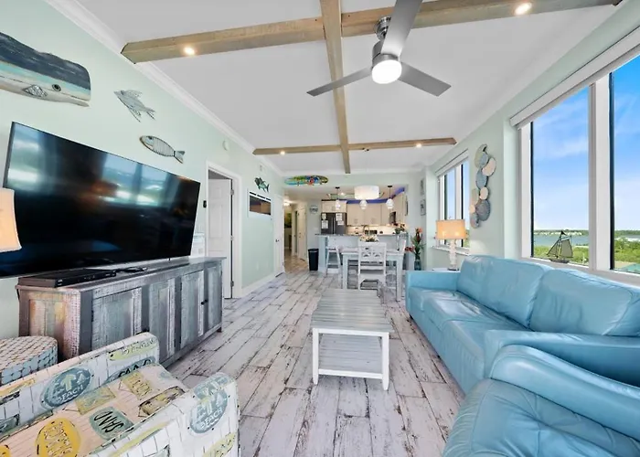 Apartment Crystal Tower 601 By Youngs Suncoast *